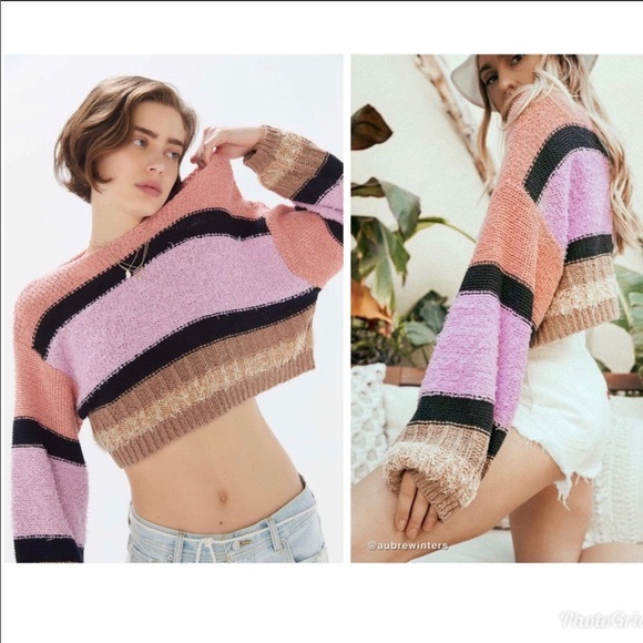 Urban Outfitters Tops - ✨HOST PICK ✨ Urban Outfitters Textured Sweater
